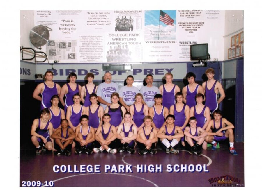 Orry Elor with the College Park High School wrestling team, 2009-10 season